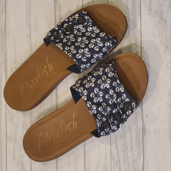 Blowfish | Malibu sunrise Slide Sandals | Size 9 - Picture 10 of 16